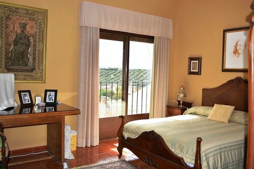Casa Rural Señorio De Baeza, Book Hotel Hoteller i Baeza med parkering, Parkering