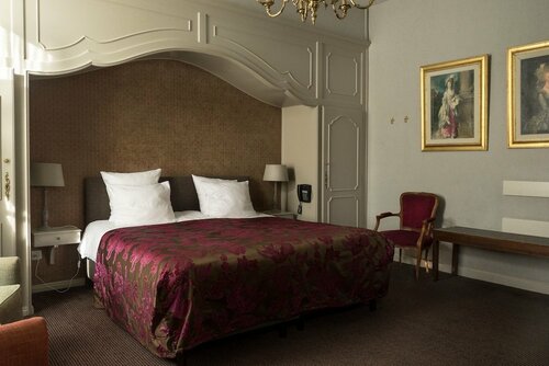 Hotel Duc De Bourgogne, Забронировать Отель Исторический центр Брюгге