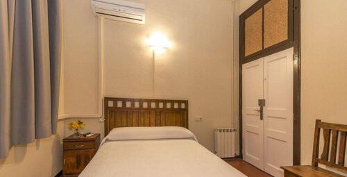 Hostal Girona, Забронировать Гостевой дом Эшампле Барселона