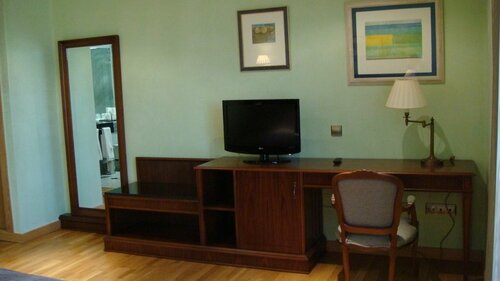 Hotel Torremilanos, Забронировать Отель Бизнес-отели Burgos Province, 4* 5*