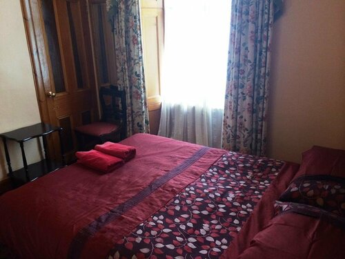Bellevue Guest House, Забронировать Гостевой дом Отели Лотиан с парковкой, Парковка