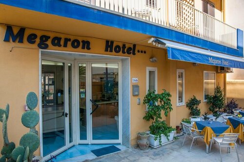 Megaron Hotel, Забронировать Отель Отели Поццалло с завтраком, Завтраки