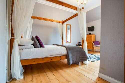 St Ronans Hotel, Rezerwuj Hotel Innerleithen Borders