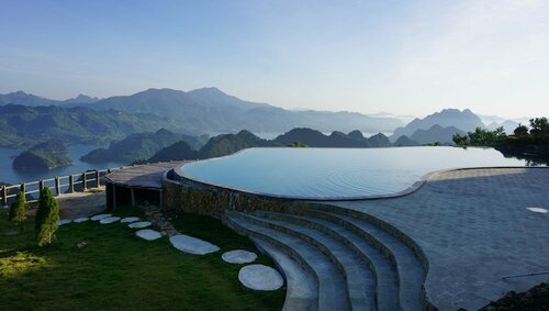 Ba Khan Village Resort, Reservar Resort Hotéis em Hoa Binh com estacionamento, Estacionamento
