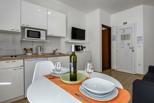 Apartments Antons, Забронировать Апартаменты/квартира Отели Пула с парковкой, рядом с Pula Forum, Парковка