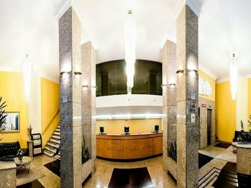 HOTEL DEL REY CURITIBA by POTY - NA FAMOSA RUA XV DE NOVEMBRO, Забронировать Отель Куритиба - центр города 