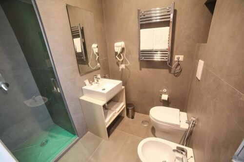 Toledo Relais - Suites, Buchen Sie Bed & Breakfast Plebiscito Neapel, in der Nähe von Piazza del Plebiscito