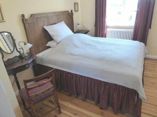 B&B Fiddlers Inn, Забронировать Отель «постель и завтрак» Отели Нойруппин 3 звезды, 3*