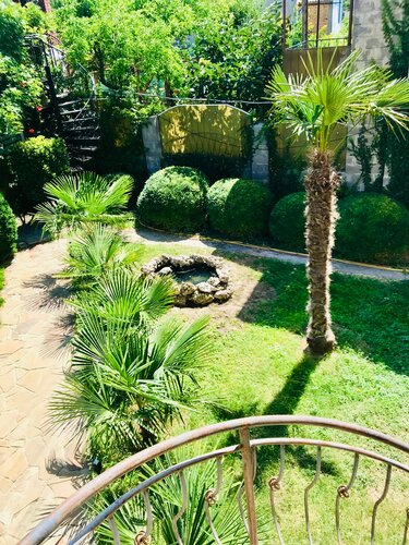 Guest house Glitsiniya, Boek Pension Aloesjta Alushta, Ukraine