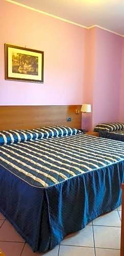 Hotel Scrivano, Забронировать Отель Отели Рандаццо с парковкой, Парковка
