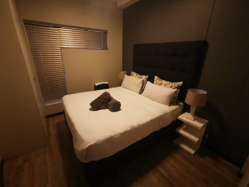 Easy Stay - The Vantage Rosebank, Book Hotel Rosebank 
