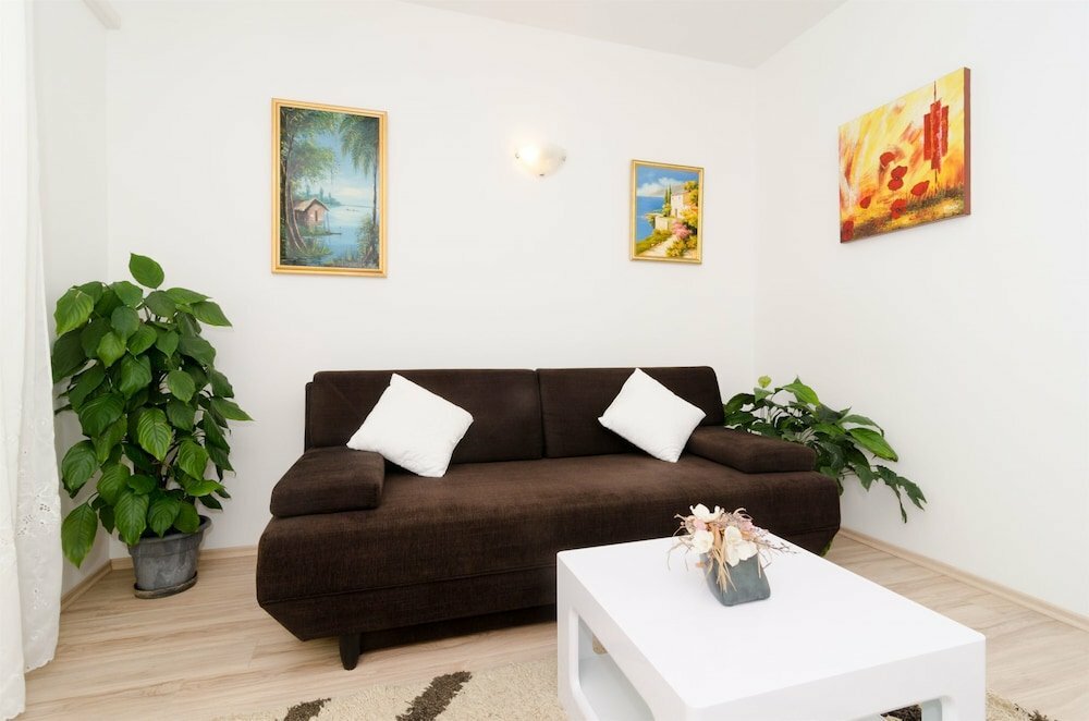 Apartments Pero
