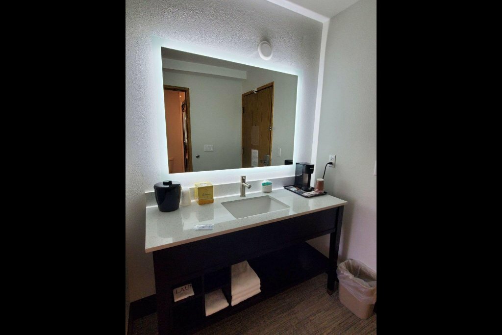 Hotel Thea Tacoma