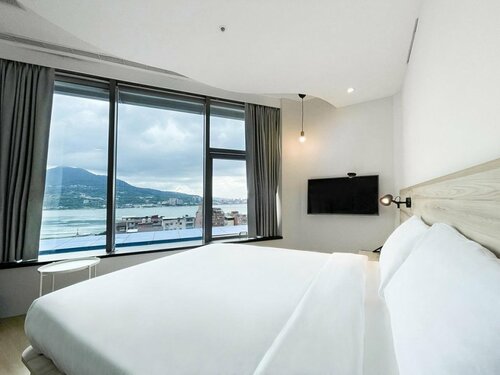 CHECK Inn Express New Taipei Tamsui, Забронировать Отель Нью-Тайбэй Тайвань