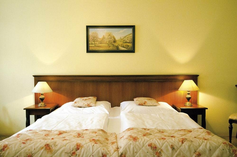 Hotel Metamorphis