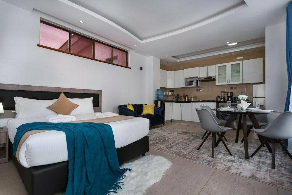 Edmor Lite by Edmor Suites