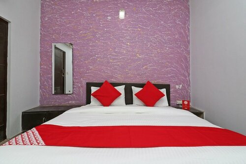 Hotel Aashiyana, Забронировать Отель Отели штата Уттар-Прадеша с парковкой, Парковка
