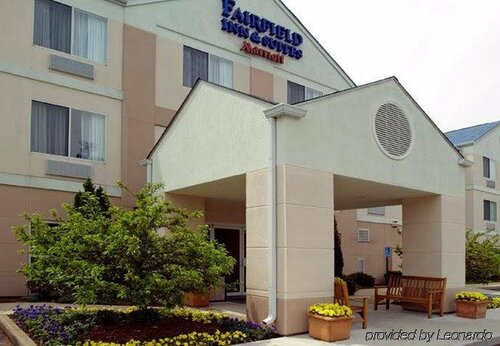 Fairfield Inn and Suites by Marriott Indianapolis Airport, Rezerwuj Hotel Indianapolis Indiana
