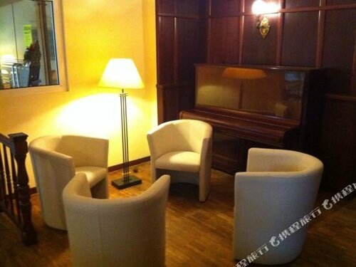 Hotel Zachs, Rezervasyon Otel Burgenland havuzlu oteller, Yüzme Havuzu