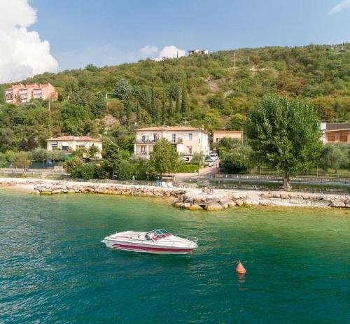 Villa Girasole B&B, Забронировать Отель «постель и завтрак» Отели Венето с парковкой, Парковка