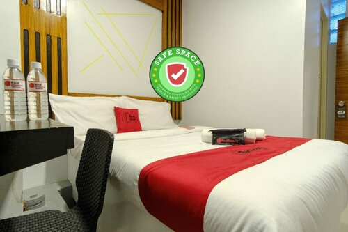 RedDoorz near Quiapo Church Manila, Rezervovat Hotel Manila 