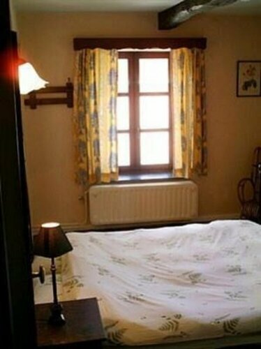 B&B Aux 10 Clefs, Забронировать Отель «постель и завтрак» Отели Дюрбюи 3 звезды, 3*