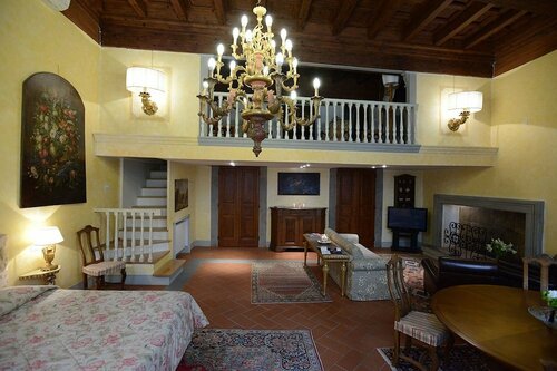 Corte dei Neri Residenza dEpoca, Забронировать Отель Отели Флоренции с парковкой, рядом с Фонд Франко Дзеффирелли, Парковка