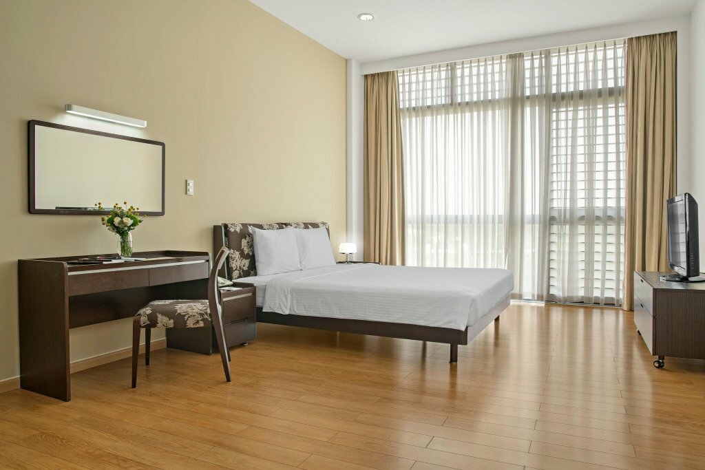 The Crescent Residence 1
