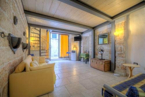 B&B Scuderie Maresca, Забронировать Отель Остуни Долина Итрии