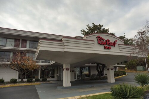 Days Inn Baltimore West, Book Hotel Hoteller i Maryland med parkering, Parkering