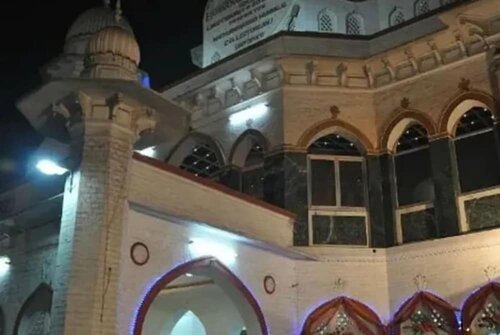 Goroomgo The Central Guest House Kanpur, Забронировать Гостевой дом Отели штата Уттар-Прадеша с парковкой, Парковка