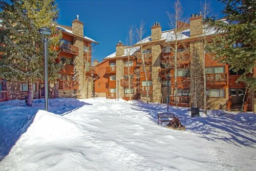 Pine Ridge Condominiums, Rezervovat Apartmánový hotel Vail Ski hotely s bazénem, Bazén