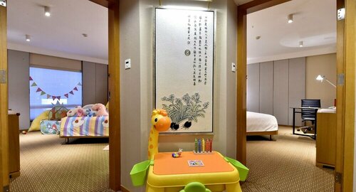 Jinling Hotel, Забронировать Отель Цинь-Хуайн Нанкин