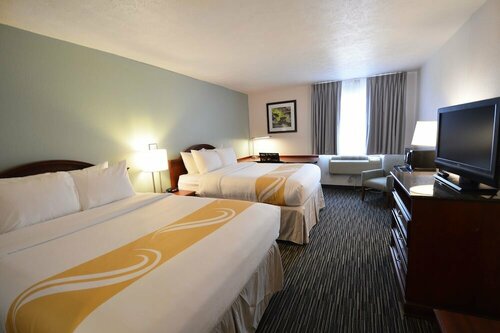 Quality Inn Alexis Rd, Prenota Hotel Hotel a Ohio con parcheggio, Parcheggio