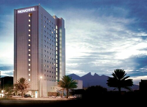 Novotel Monterrey Valle, Prenota Hotel Hotel a Nuevo León con piscina, Piscina