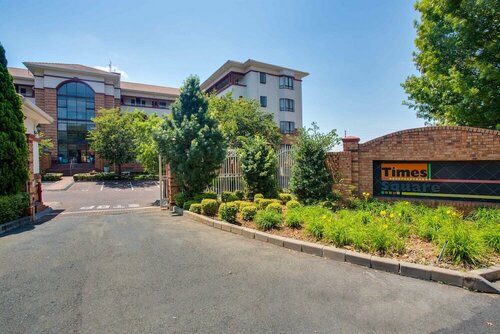 Sandton Executive Suites on Daisy, Забронировать Апарт-отель Сэндтон 