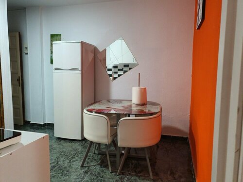 Low Cost Room Plaza de Hierro II