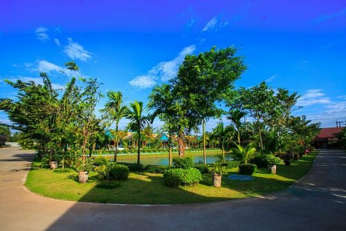 Pailin Resort, Забронировать Курортный отель Отели Трат с парковкой, Парковка