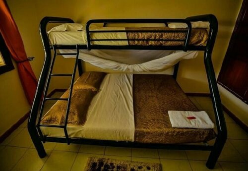 Entebbe Vine Inn