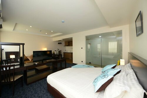 Hotel Lexus Yangon, Забронировать Отель Бахан Янгон, рядом с Central Bank of Myanmar