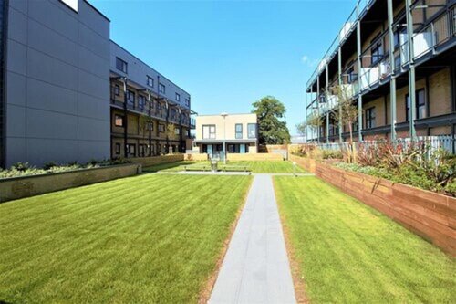 Flamsteed Duplex Apartment, Book Lejlighed Cambridge hoteller med parkering, Parkering