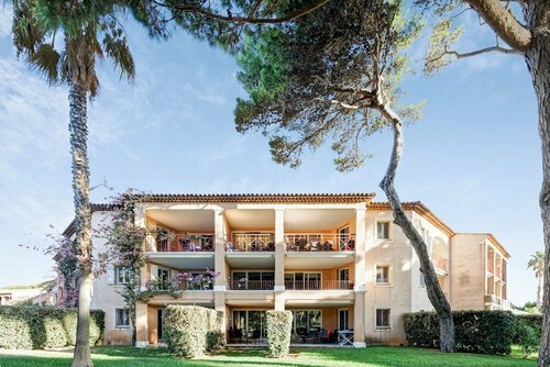 Résidence Pierre & Vacances le Hameau de la Pinède, Забронировать Отель Йер Var coast