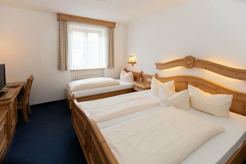 Hotel Landgasthof Schöntag, Забронировать Отель Мюнзинг Lake Starnberger