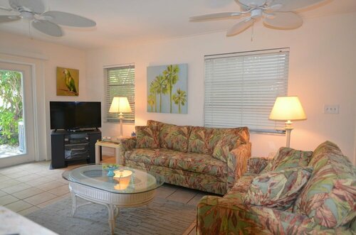 Oasis at John's Pass Madeira Beach, Забронировать Дом для отпуска Мадейра-Бич 