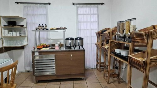 Novohotel Express, Забронировать Отель Отели Сантана-ду-Ливраменту с завтраком, Завтраки