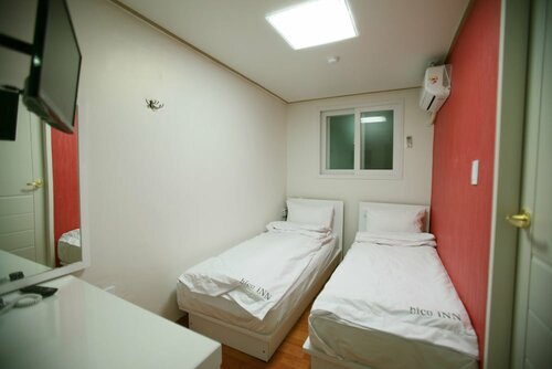 Hotel Familia Inn