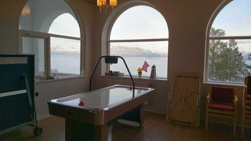 Trondenes Sommerhostel, Book Hotel Hoteller i Harstad med morgenmad, Morgenmad