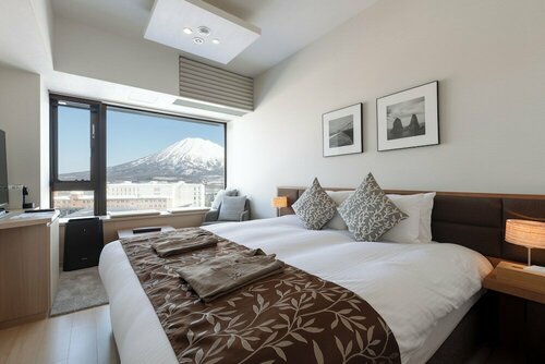 Hotel J-First Niseko, Rezervovat Hotel Niseko Niseko
