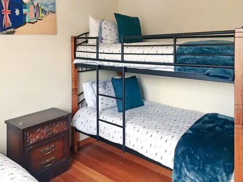 Home Near Shops & Beach, Забронировать Отель Отели Рая 3 звезды, 3*