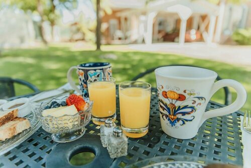 Alpine Bed and Breakfast, Забронировать Отель «постель и завтрак» Отели Алпайн с парковкой, рядом с Поле Kokernot, Парковка